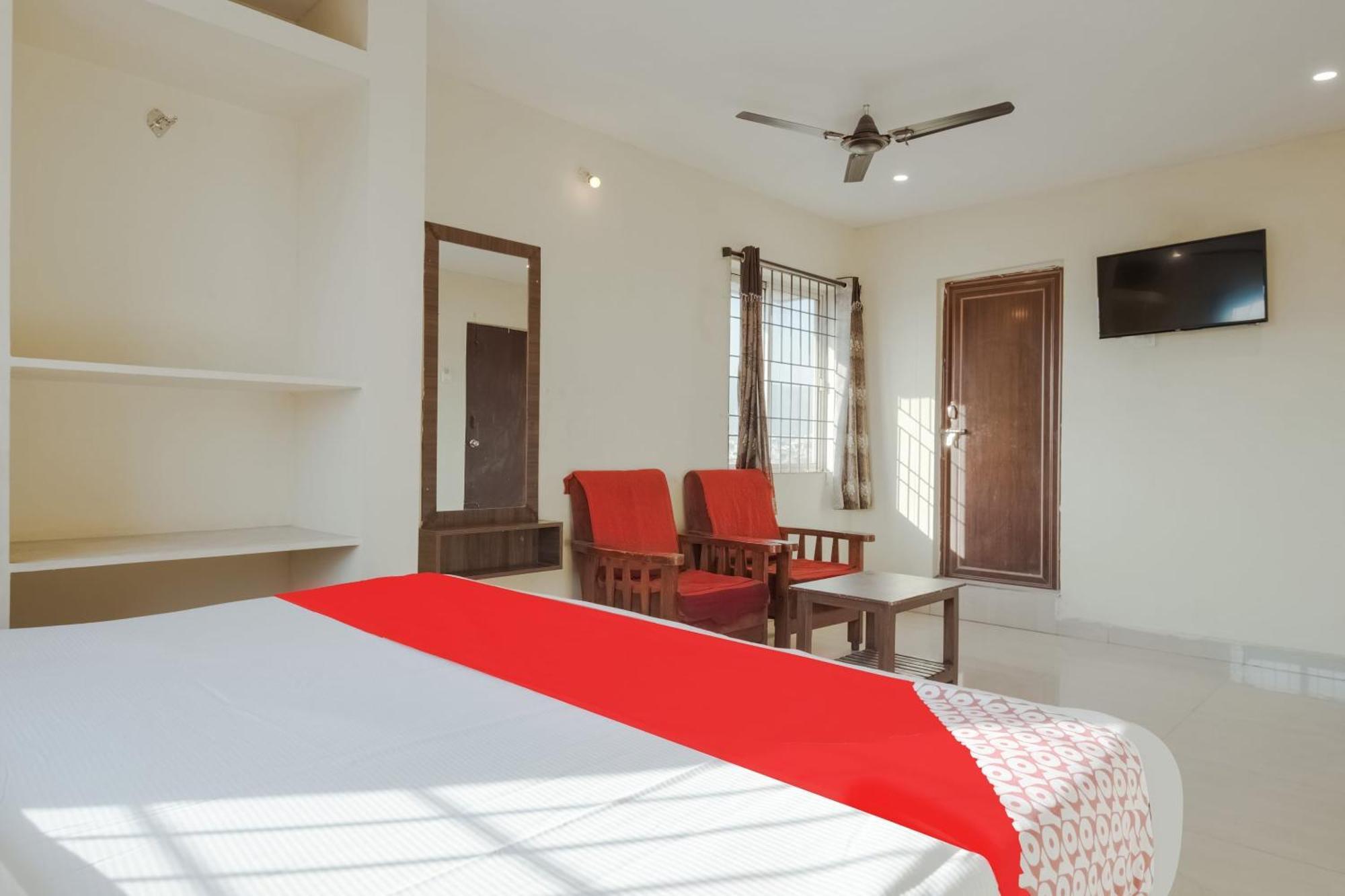Hotel O Anu Grand Višákhapatnam Exteriér fotografie