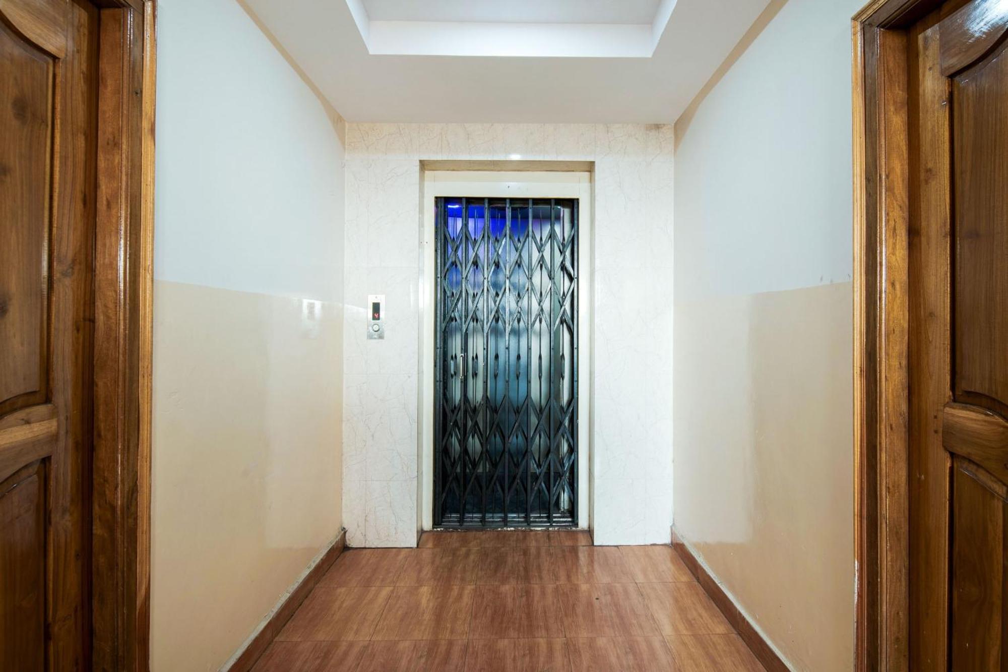 Hotel O Anu Grand Višákhapatnam Exteriér fotografie