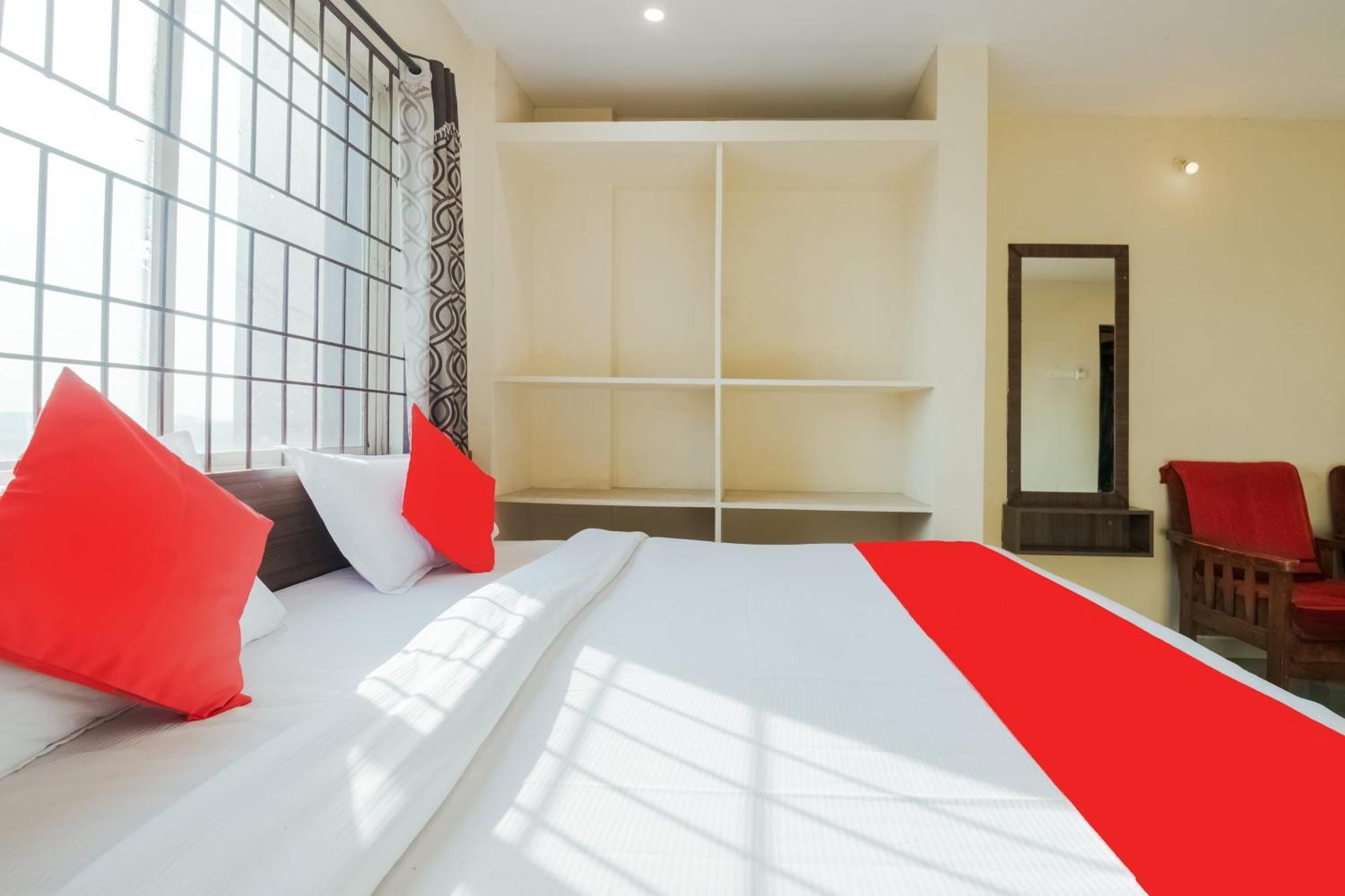 Hotel O Anu Grand Višákhapatnam Exteriér fotografie